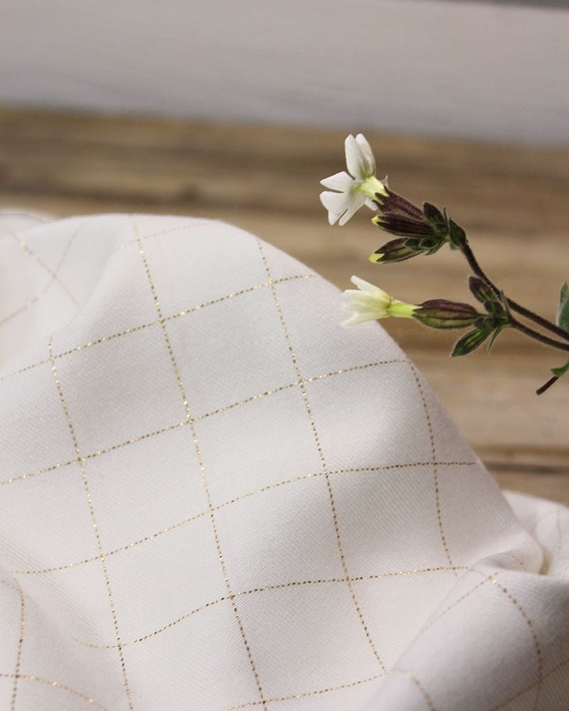 Tissu Carreaux Nacre Lurex Doré