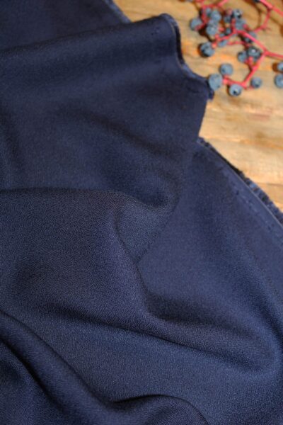 Tissu Bleu Atlantique Crêpe de Viscose Eglantine et Zoé à coudre