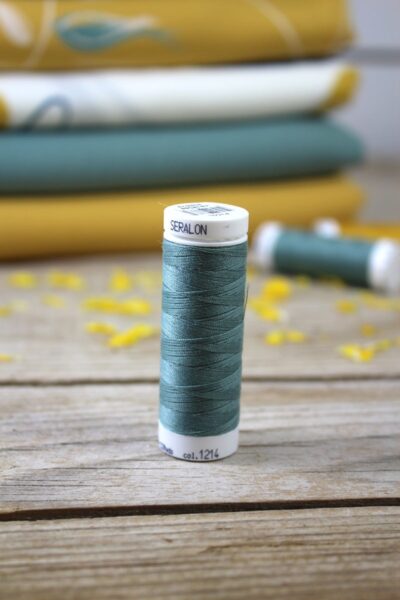 Fil à coudre vert sauge Eglantine et Zoé