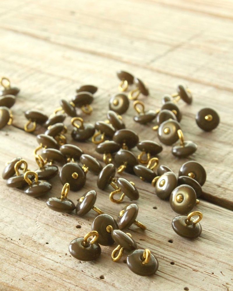 Boutons Perla Kaki Eglantine et Zoe a coudre