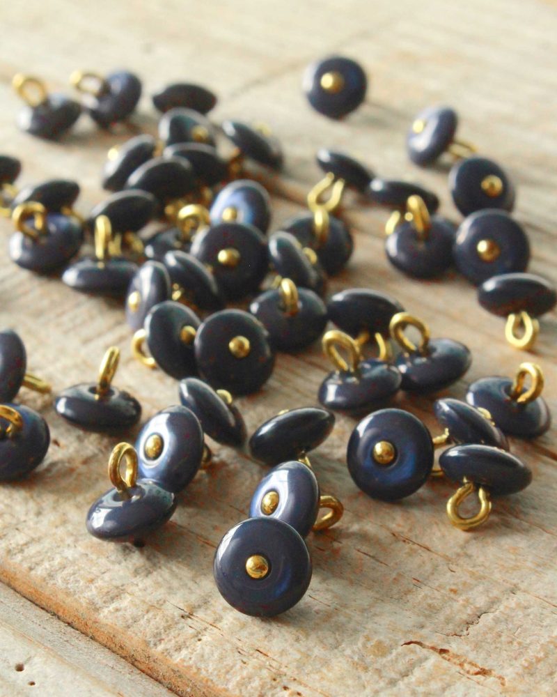 Boutons Perla Bleu Minéral Eglantine et Zoe a coudre