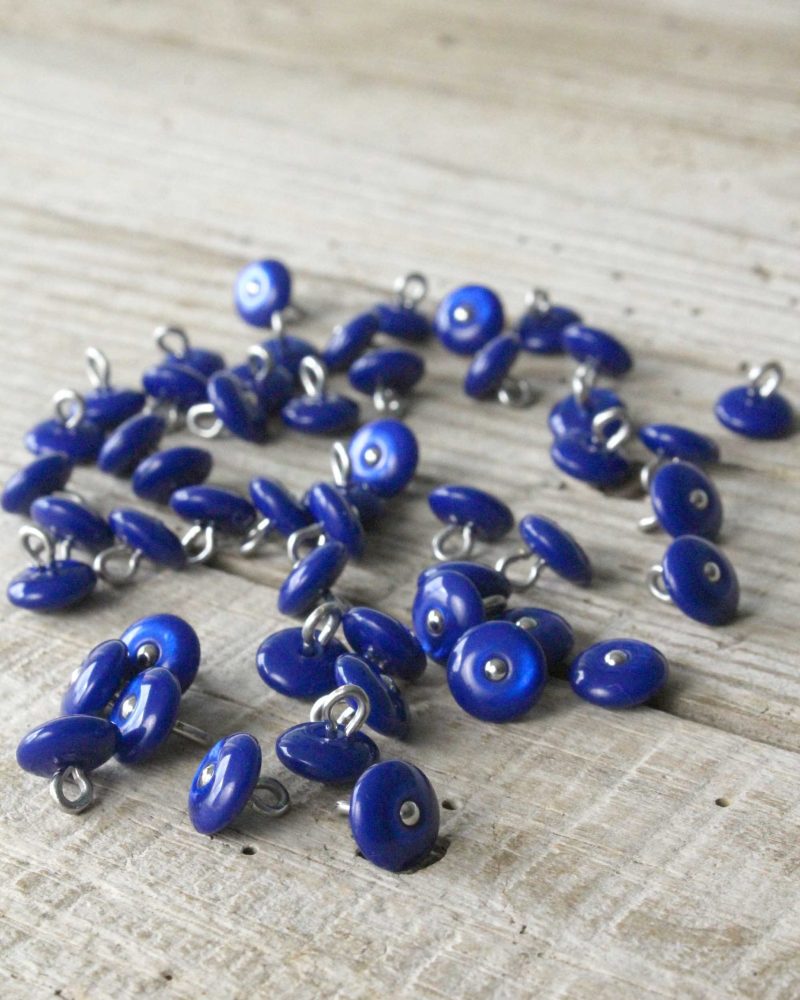 Boutons Perla Bleu Royal Eglantine et Zoe a coudre