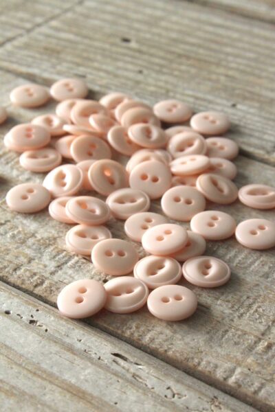 Boutons Essentiel Nude Eglantine et Zoe a coudre