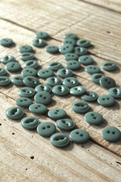 Boutons Essentiel Vert Sauge Eglantine et Zoe a coudre