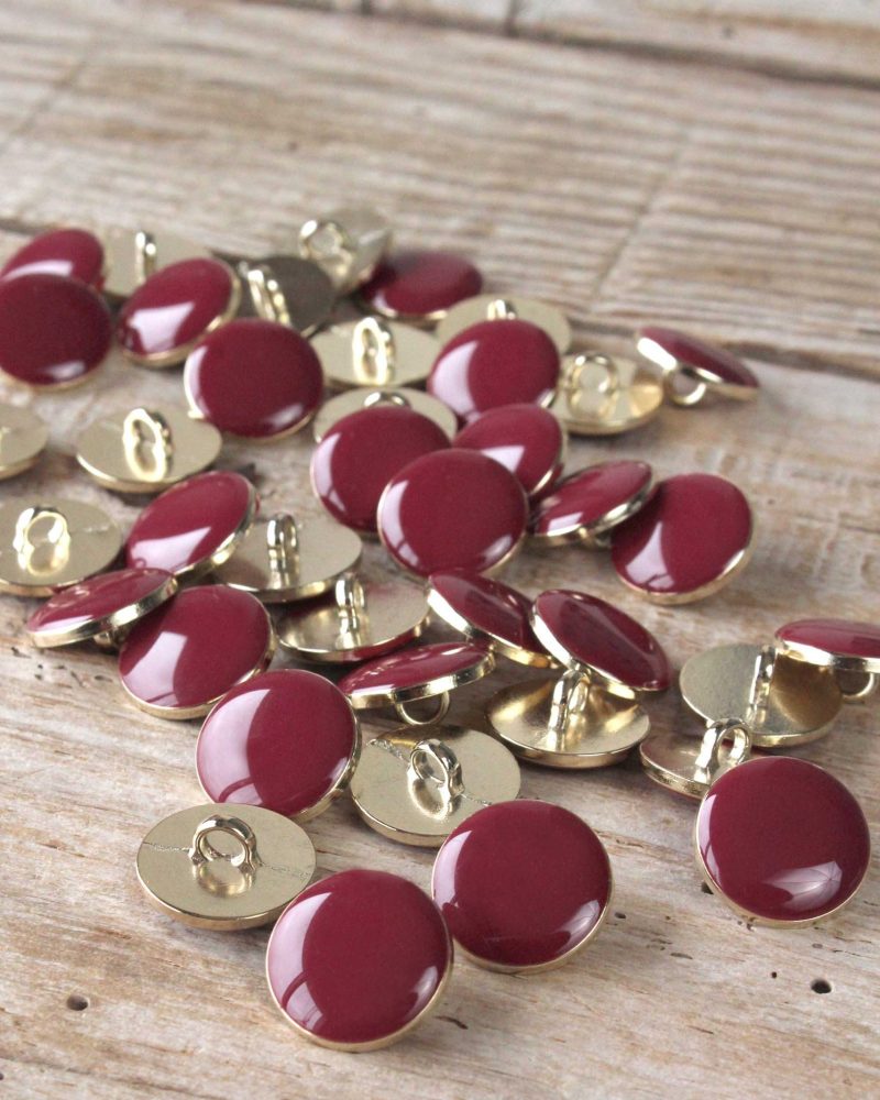 Bouton Chic 15 mm Rouge Brique Eglantine et Zoé en émail et métal à coudre sur les blouses chemises jupes et robes
