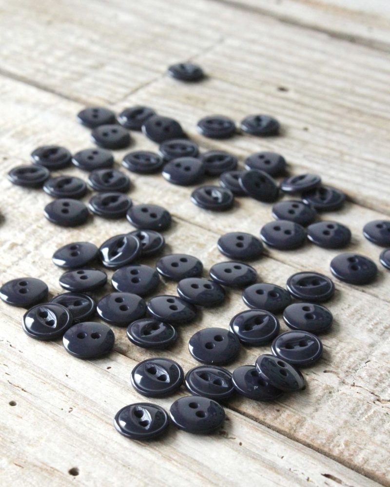 Bouton Essentiel bleu encre Eglantine et Zoé à coudre