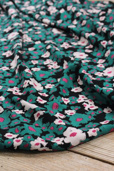 tissu serge de viscose carlota noir réglisse eglantine et zoe à coudre soi même