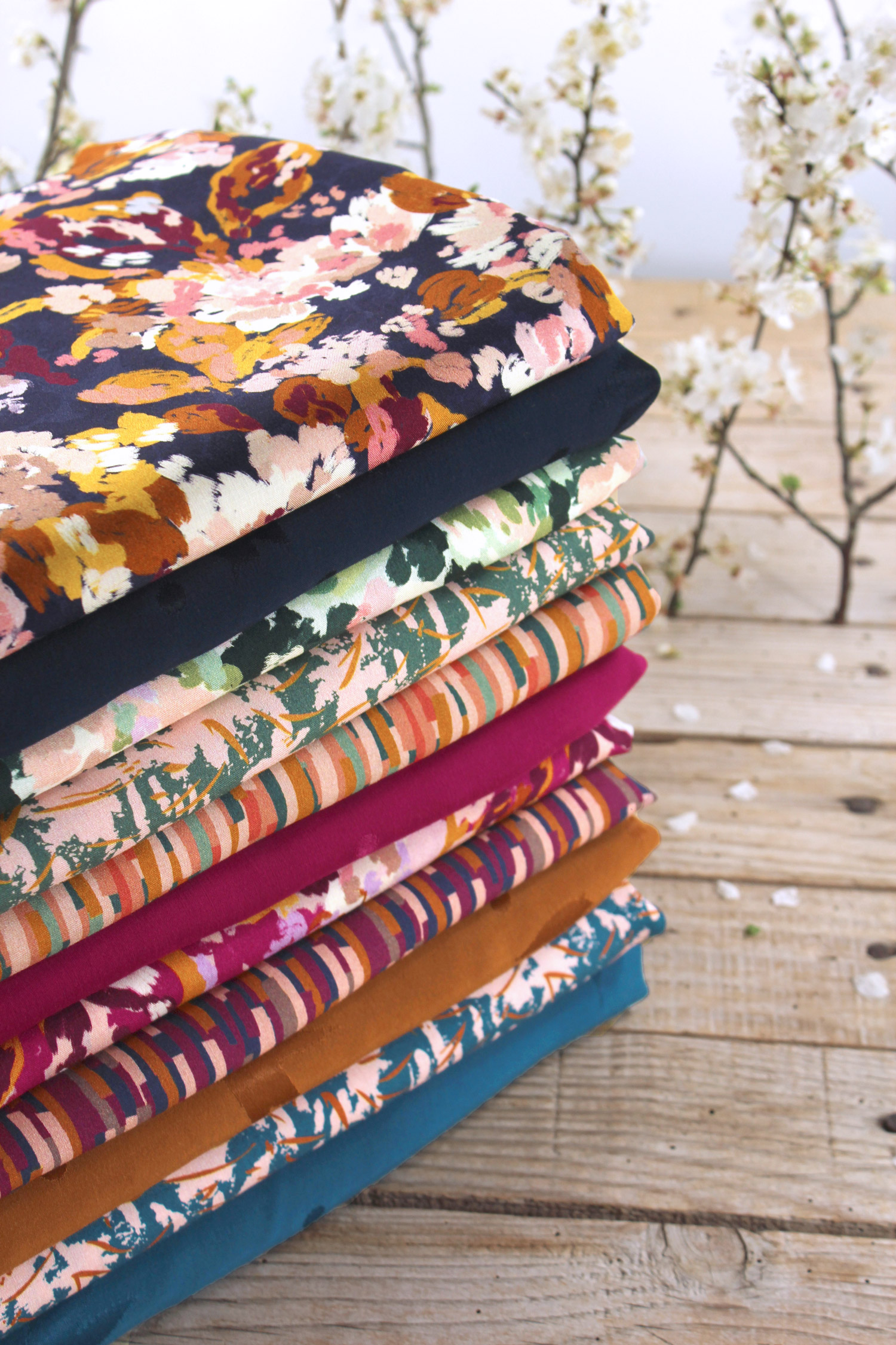 tissus viscoses à motifs imprimés et jacquards de viscose eglantine et zoé collection été